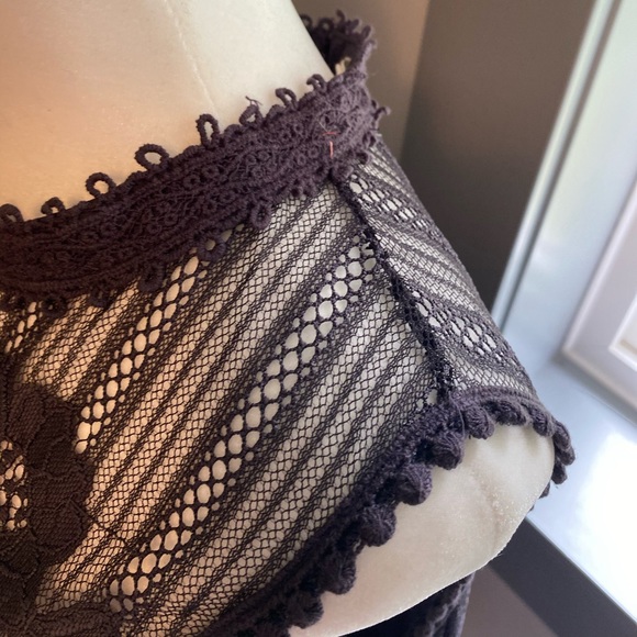 Taylor and Sage high neck lace top, size XL - Picture 9 of 12